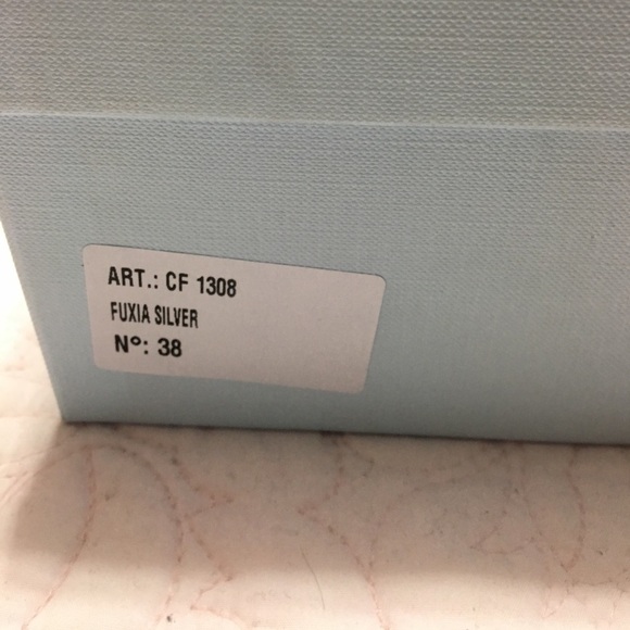 CHIARA FERRAGNI SLIP ON SNEAKERS - Picture 7 of 8